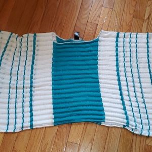 Ashley Stewart's cable net crop top Shaw